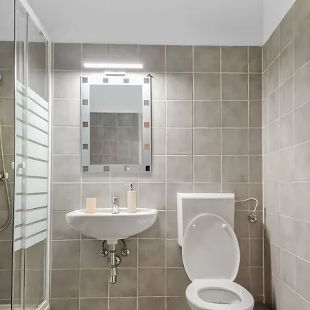 Central View 2br For 4 סטוקראו